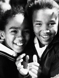 Kids from the Narsing Primary School in the township outside Graaff Reinet in the Eastern Cape.  (Image: Obami)  