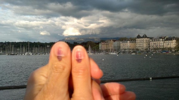 Photo Karen Marais‎ - Voting in Geneva
