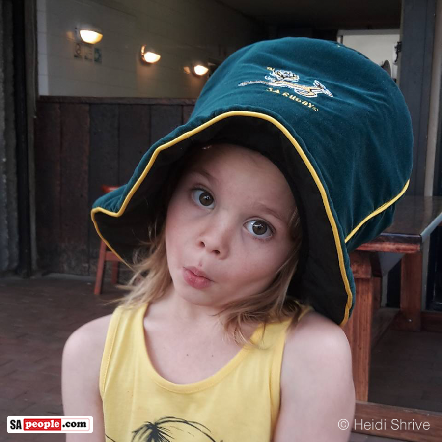  Heidi Shrive to ‎SA-People - for South Africans in South Africa and expats September 27 at 11:07am · My beautiful girlie supporting the Bokke yesterday.