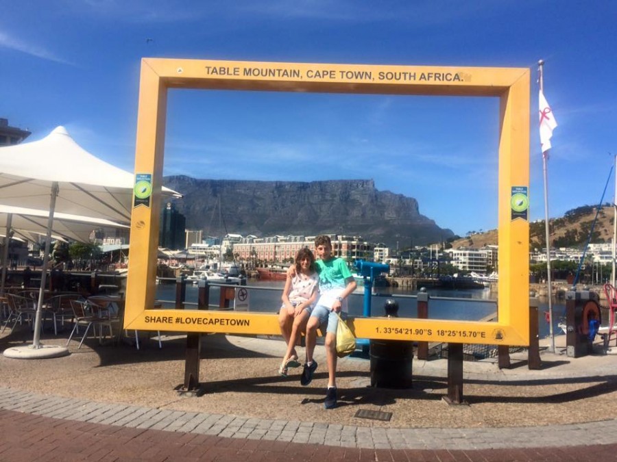 Table Mountain yellow sign