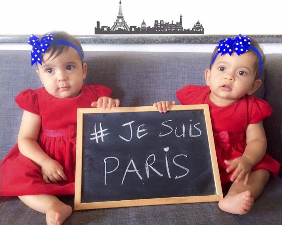 Je Suis Paris twins