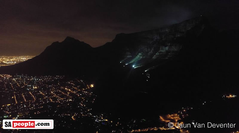 Table Mountain on Christmas Eve