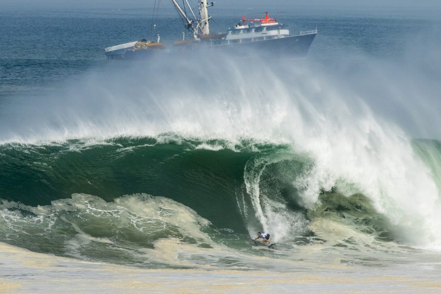 PUERTO ESCONDIDO FIRES FOR OPENING ROUND OF WSL BIG WAVE COMPETITION