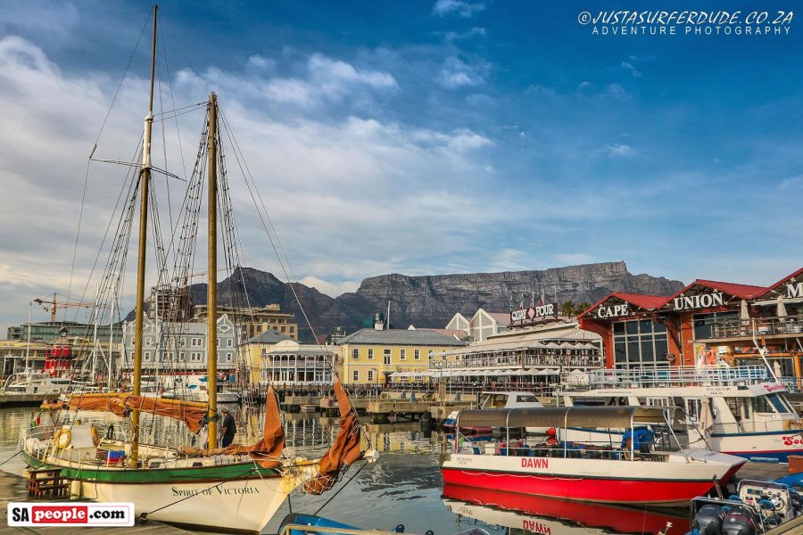 v-and-a-waterfront-table-mountain2