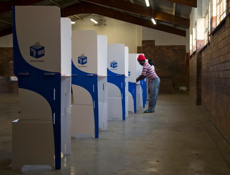 A man casts his ballot during South Africa's local government elections in KwaMashu, north of Durban, South Africa, August 3, 2016. REUTERS/Rogan Ward