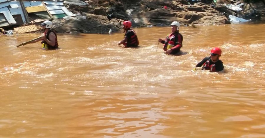 searching-for-missing-girl-joburg-floods