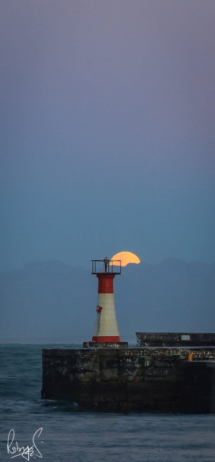 supermoon-lighthouse-kalk-bay-2