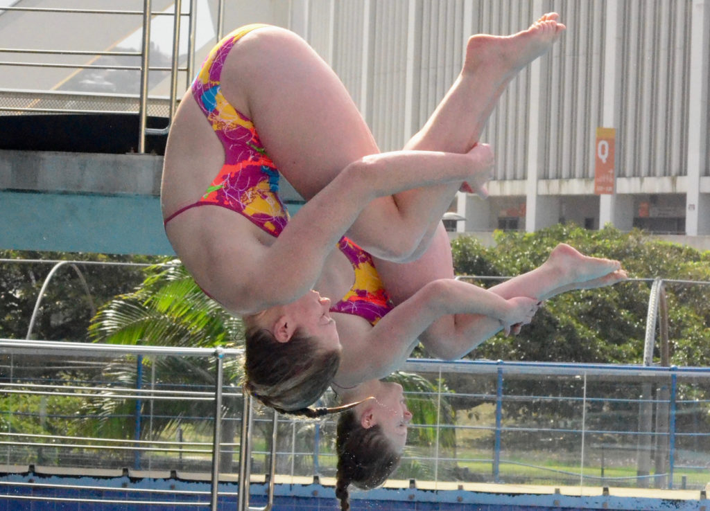 south african swimmers diving