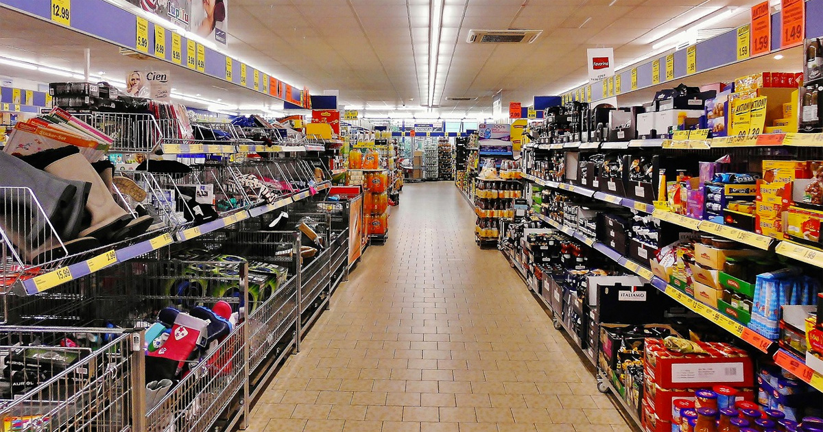 south-africa-non-essential-goods-law-lockdown-supermarkets