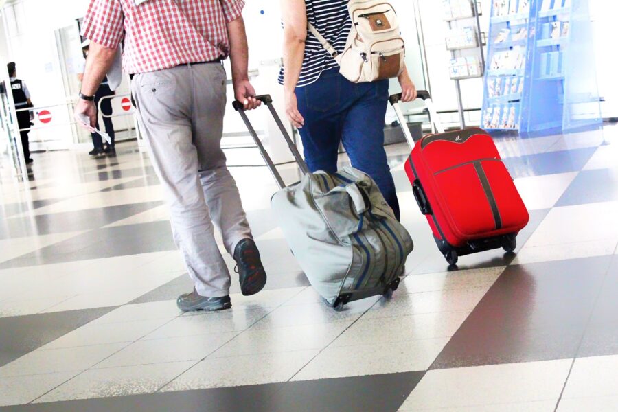 travel airport passengers