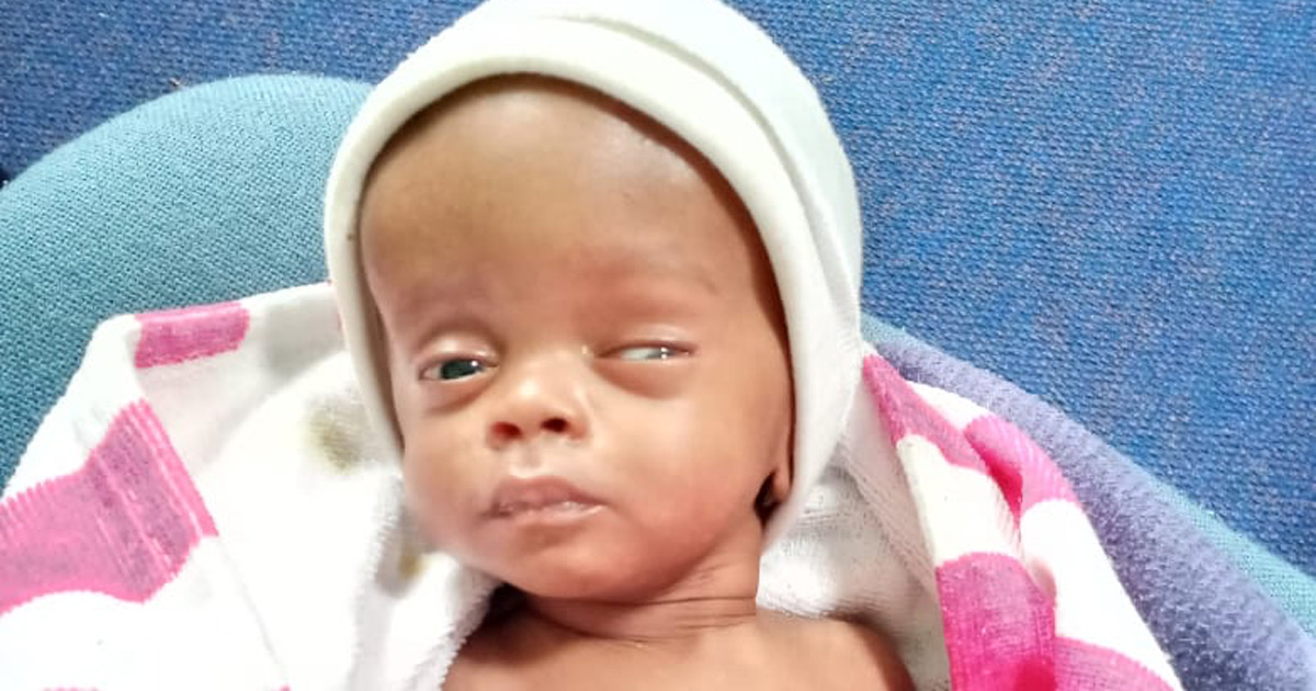 Police Search for Relatives of Abandoned Baby Boy