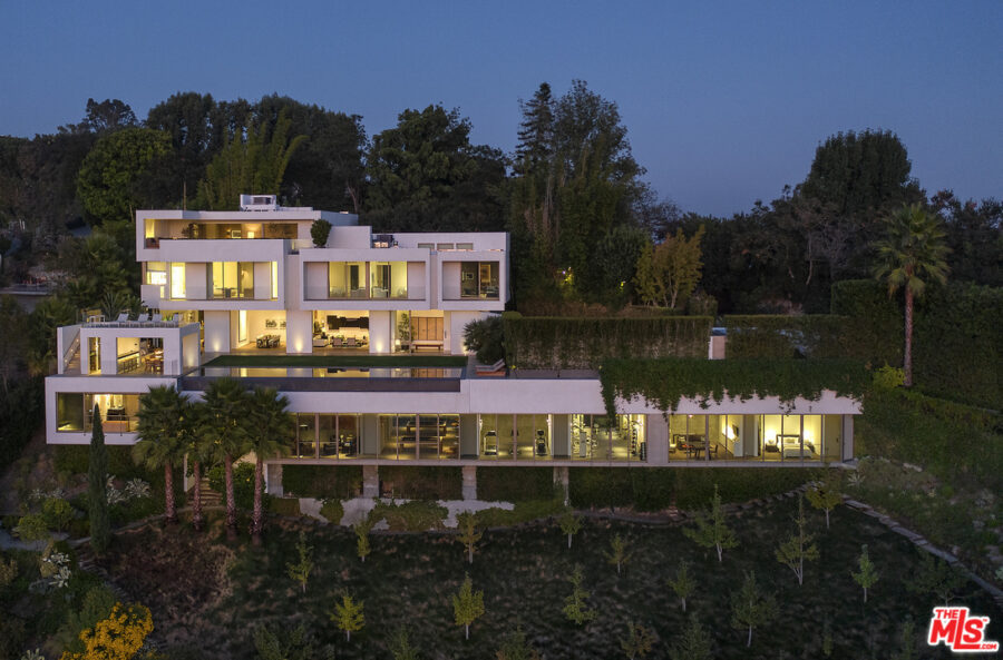 Trevor Noah buys LA mansion