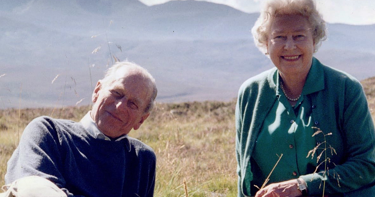 Queen Shares Private Photo as She Prepares for Prince Philip's Funeral