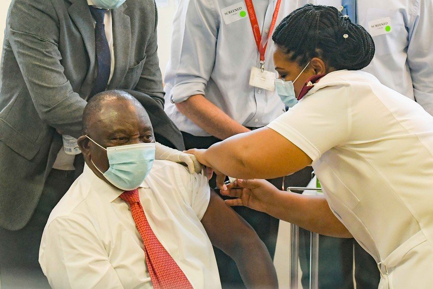 President Cyril Ramaphosa getting vaccinated on 17 February. Archive photo: Jeffrey Abrahams