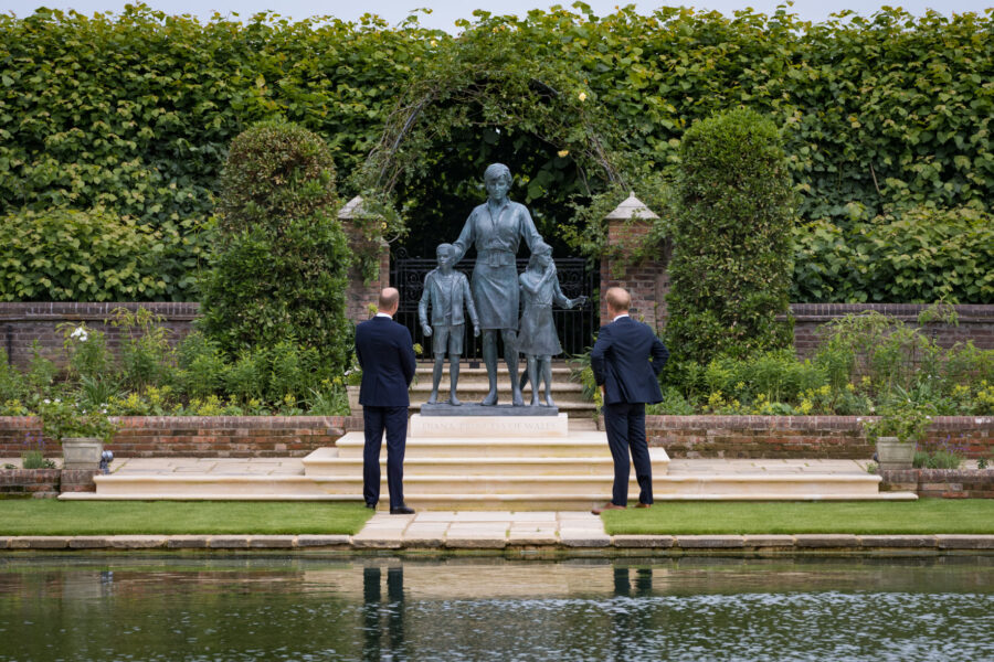 Statue Honouring Princess Diana on What Would've Been Her 60th Birthday - Prince Harry and Meghan Markle