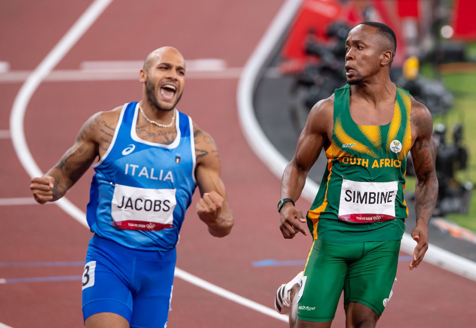 Akani Simbine races into fourth at Tokyo Olympics. Photo: Anton Geyser