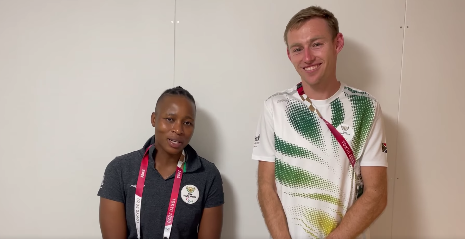 Paralympic Stars KG Montjane and Charl Du Toit Fly SA Flag High with ...