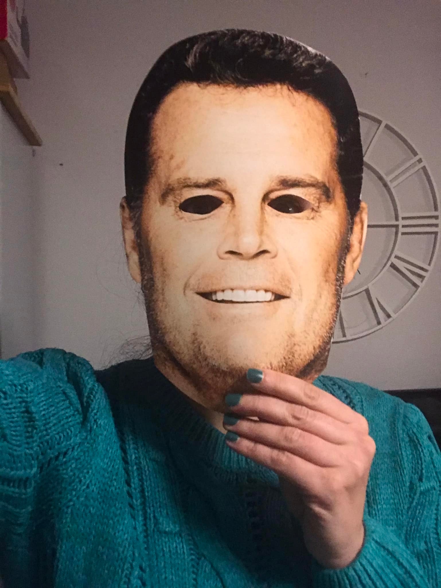 Springbok Fans in the UK Called On to Wear a Rassie Face Mask in