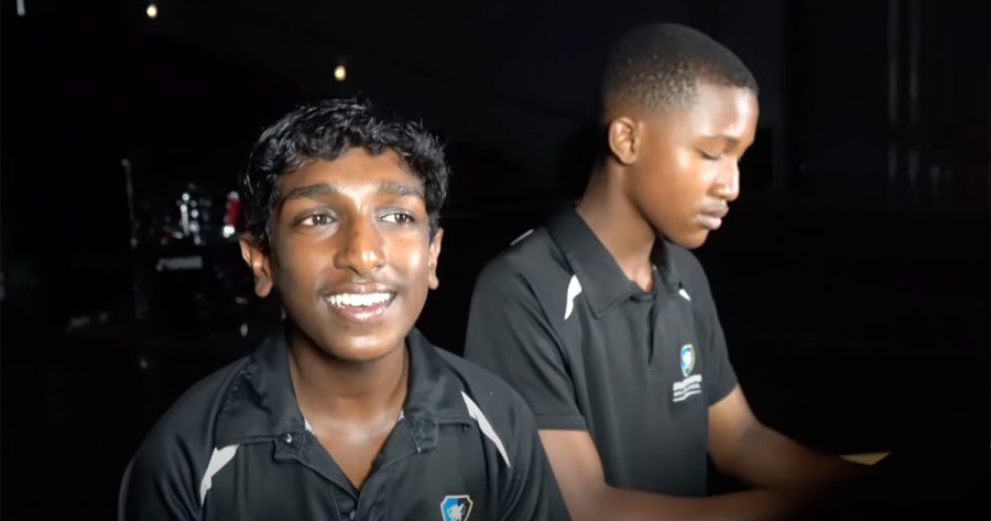 WATCH Drakensberg Boys Choir - Heat Waves