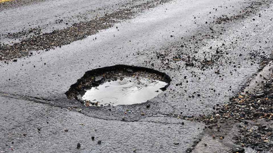 fix potholes Gauteng