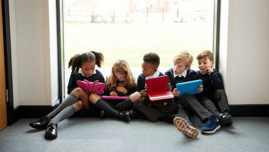 Kids and screen time - an expert offers advice for parents and teachers