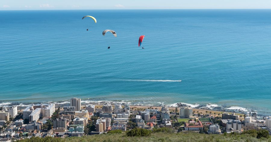 Irish man tragically dies after mid-air collision between tandem paragliders in Sea Point, Cape Town