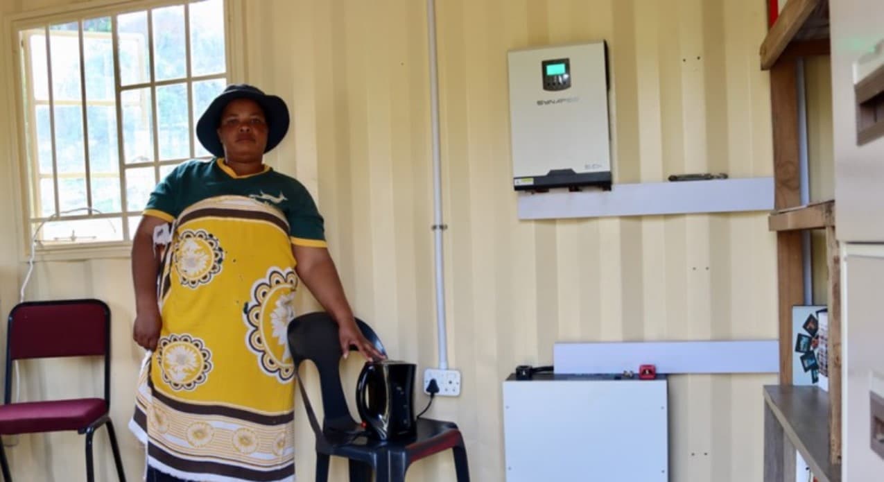 Shack dwellers look to renewable energy to power informal settlements
