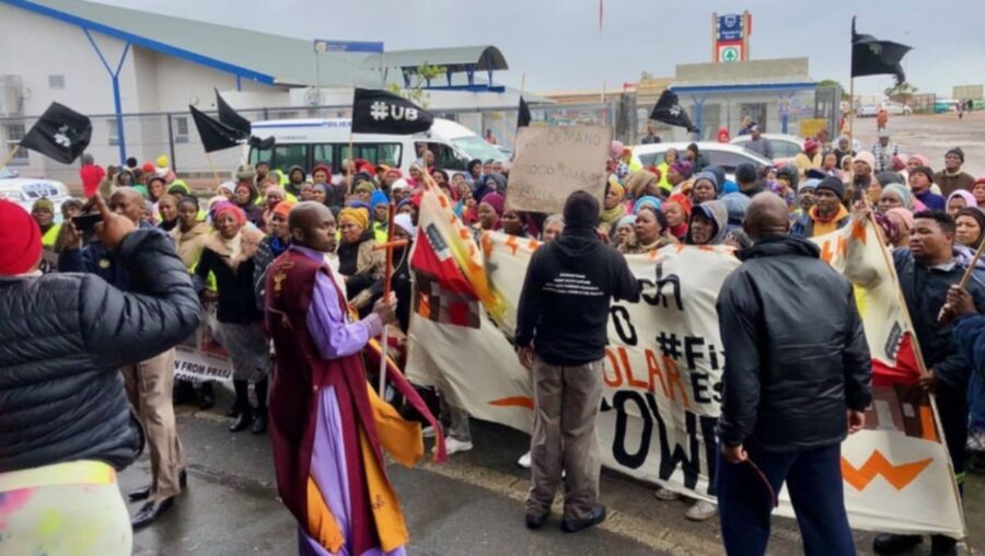 Protest over poor service at Khayelitsha Home Affairs