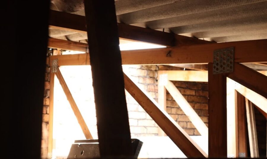 Asbestos roofs still haven’t been replaced in Stellenbosch municipal housing