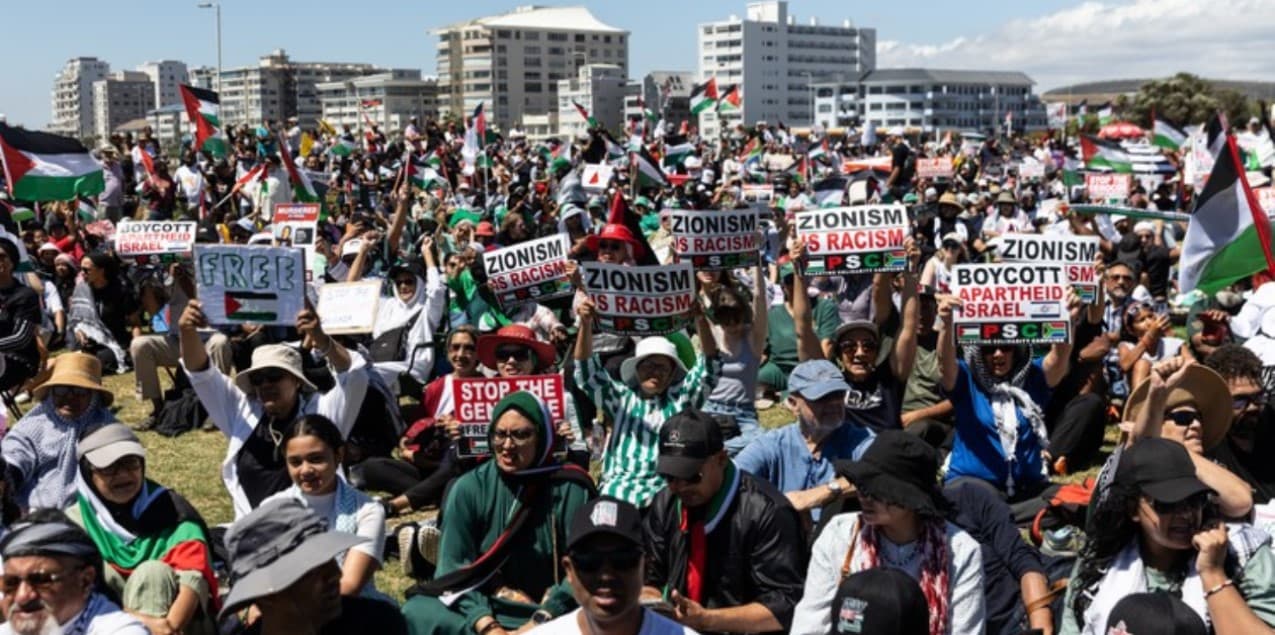 Massive protest in Cape Town in support of people of Gaza