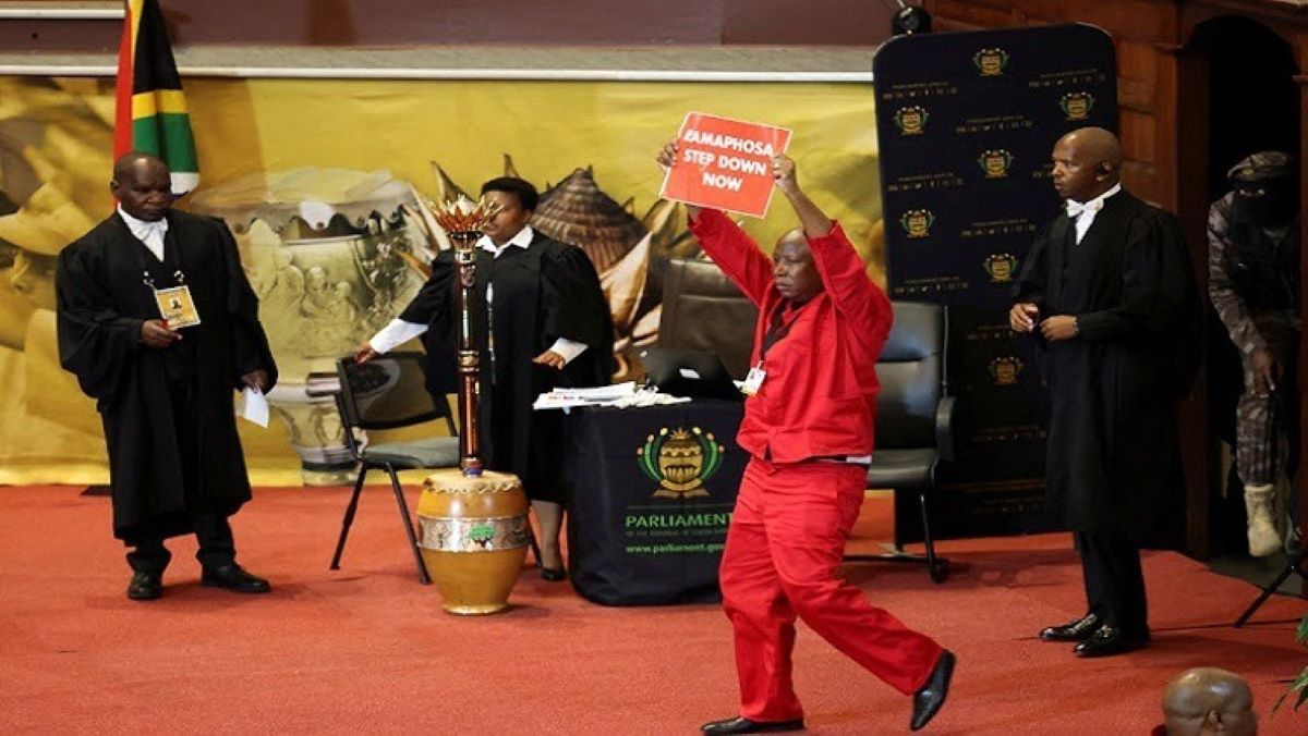 Watch EFF fails to prevent Parliament video