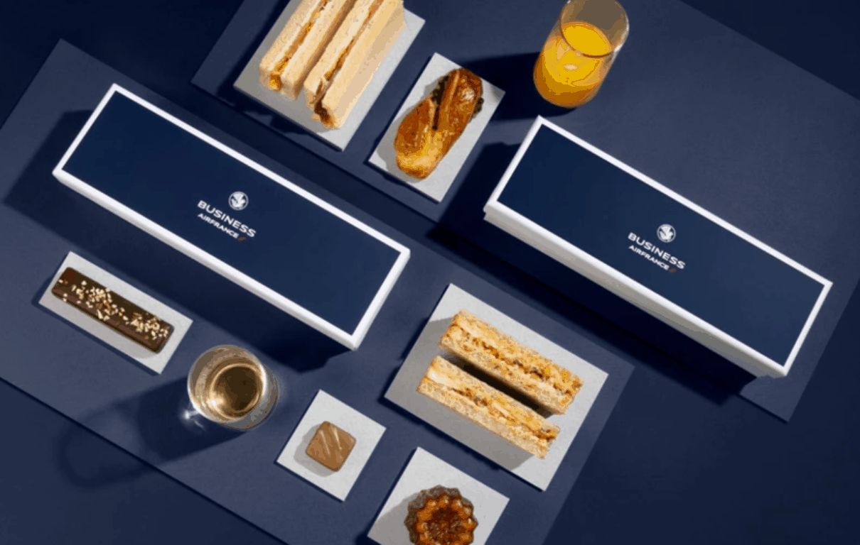 Oooh la la! See these beautifully crafted meals for business class