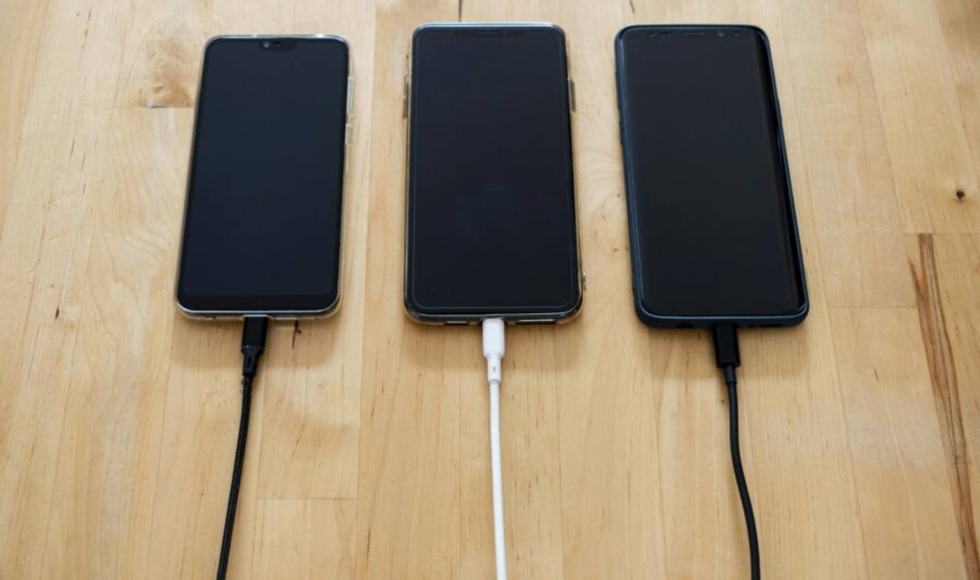 How to correctly charge your phone