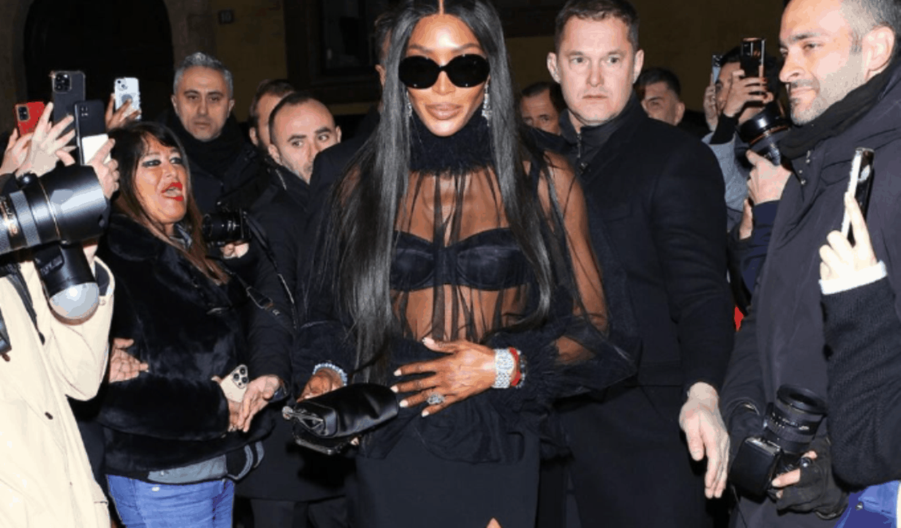 Naomi Campbell stuns on the Dolce & Gabbana runway
