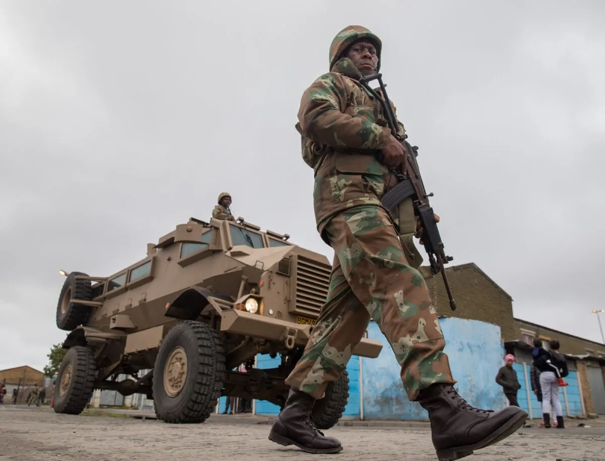 SANDF soldiers.