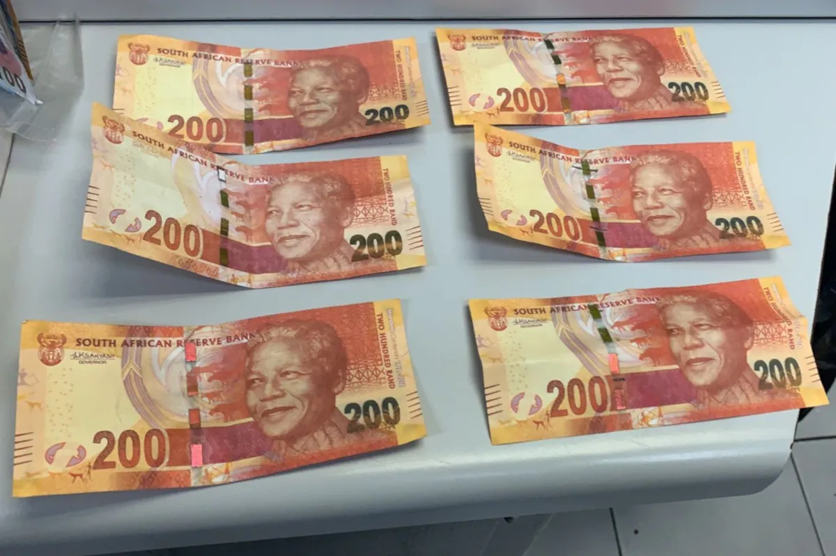 The SARB has issued a public reminder regarding the correct process for exchanging the withdrawn R200 banknote.