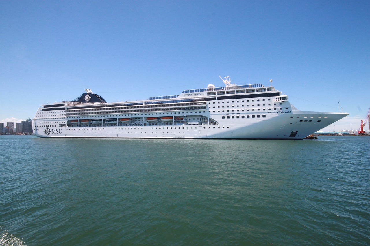 Bahamas cruise ship