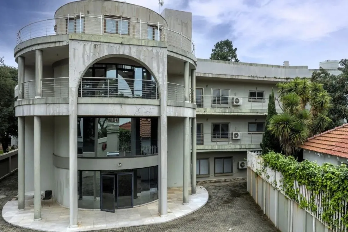 Gupta mansions
