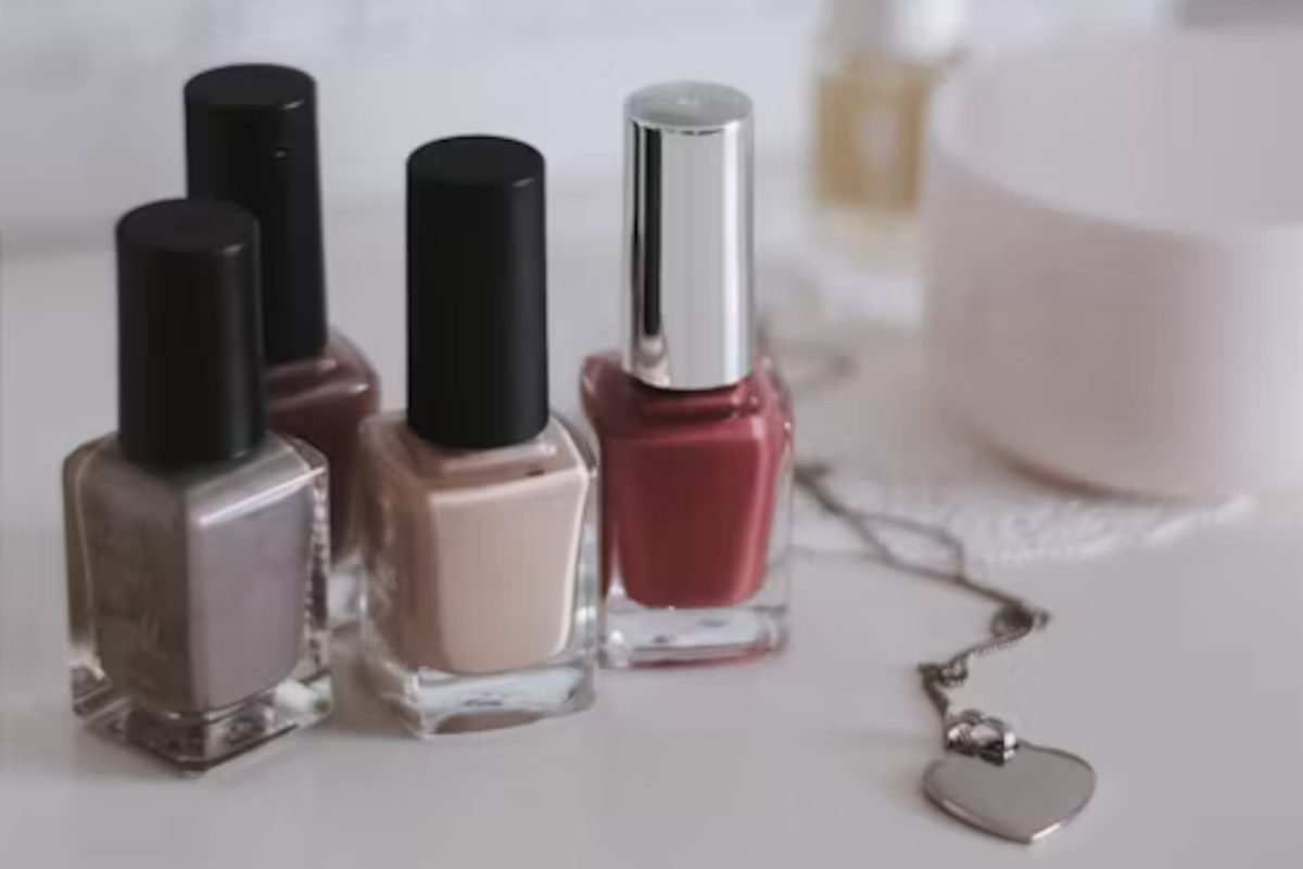 Gel nail polish