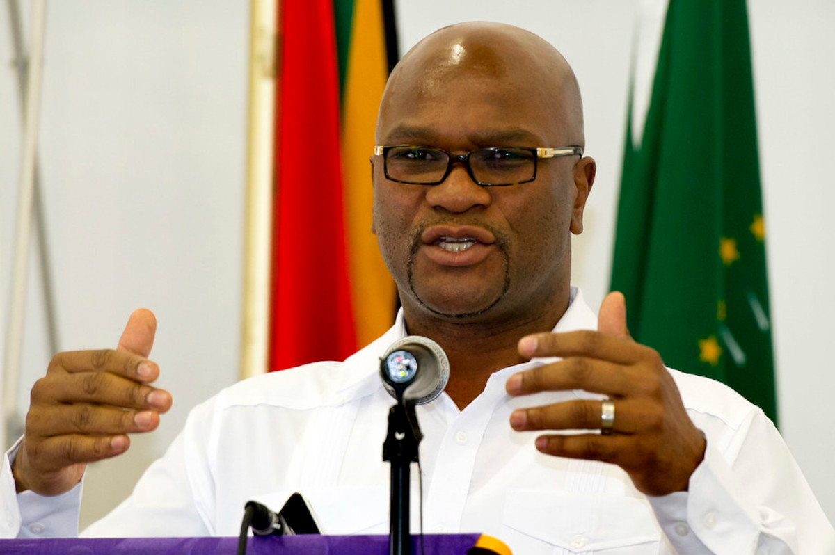 Nathi Mthethwa