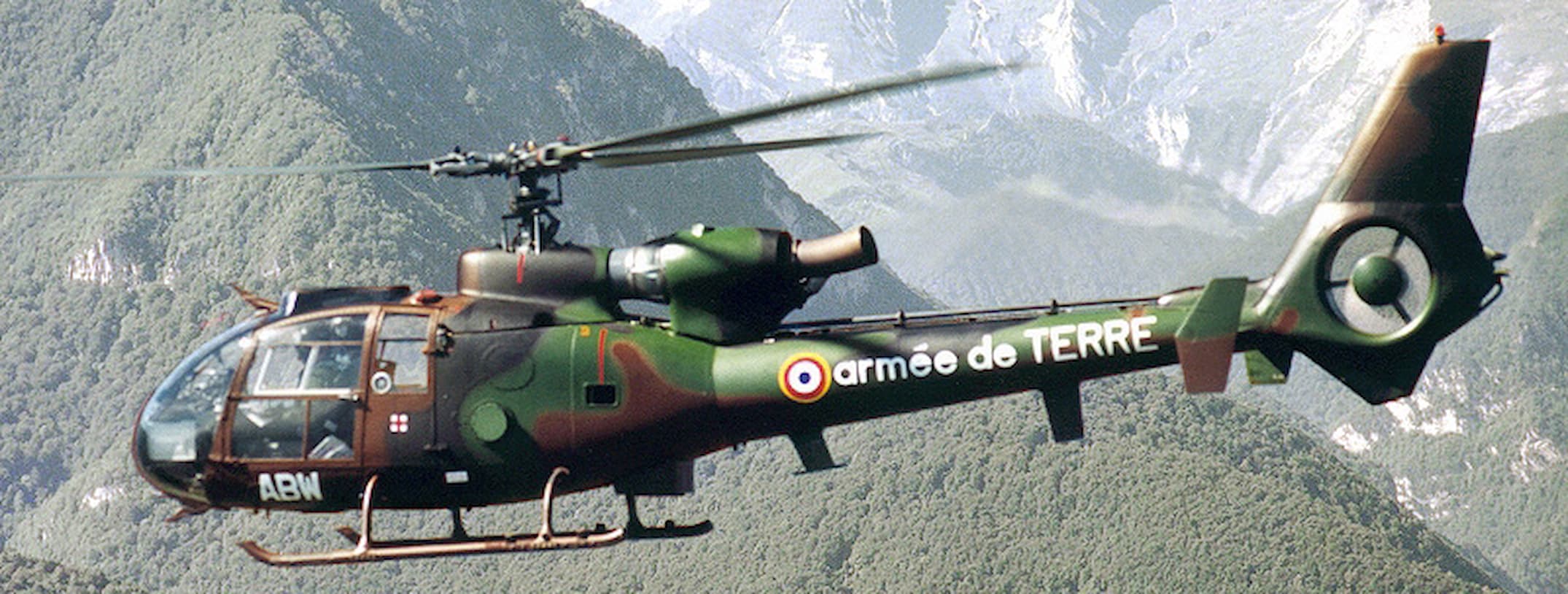 Pic of Gazelle SA342M chopper in the air chopper Libya