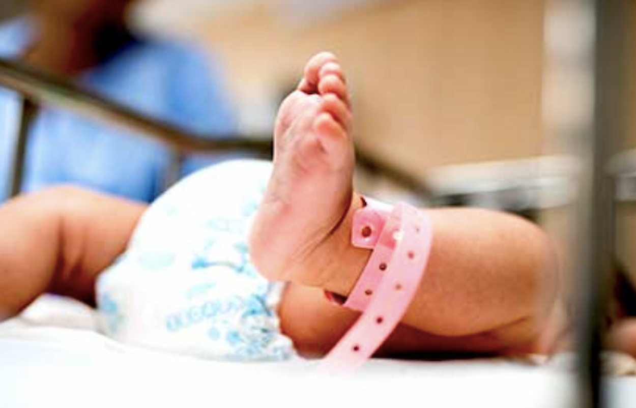 Stock image of a newborn baby, accompanying an article about top baby girl names in South Africa for 2024