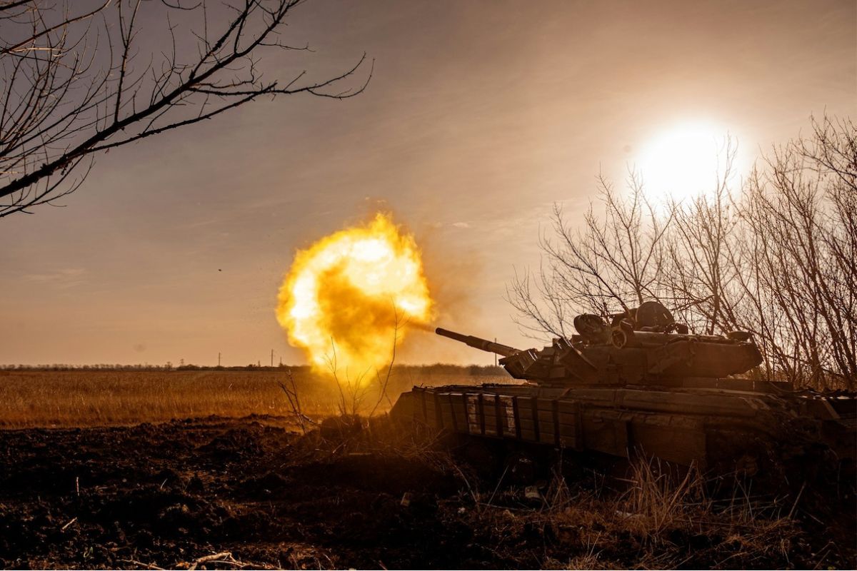 Tanks in Ukraine, Vony Razom Unsplash. Russia war