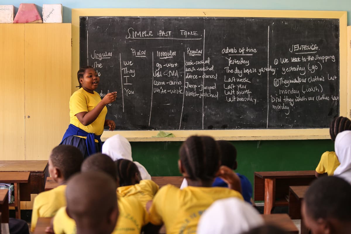 Students in Primary Seven at Zanaki Primary School in Dar es Salaam, Tanzania, during an English language class. Zanaki Primary School is a public primary school started in 1957. This image accompanies an article Limpopo's Grade 1-3 struggling with reading for meaning/literacy